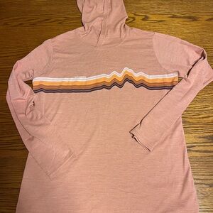 Women’s Patagonia long sleeve Capilene shirt